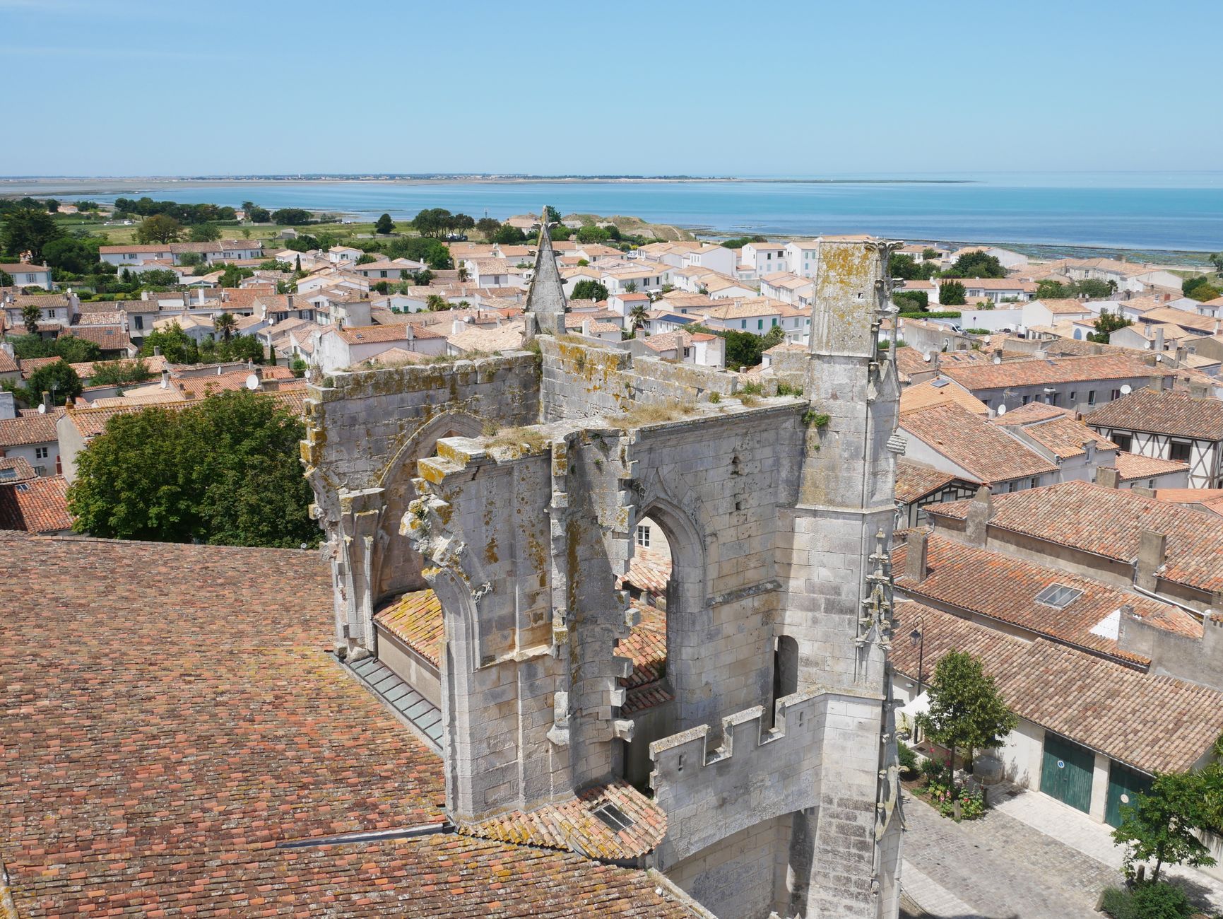 Bâchage de toiture équipe à Colmar